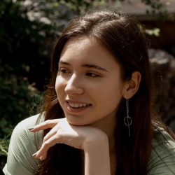 Фотография репетитора Колесникова Виктория Александровна