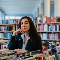 Фотография репетитора Насибова Венера Рафиг кызы