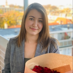 Фотография репетитора Догадкина Валерия Петровна