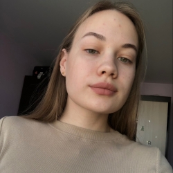 Фотография репетитора Комиссарова Алёна Анатольевна