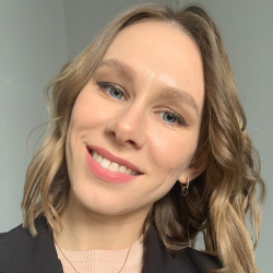 Фотография репетитора Япарова Кристина Александровна