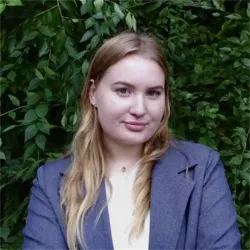 Фотография репетитора Медведева Анна Николаевна