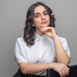 Фотография репетитора Арутюнян Нарине Папаковна