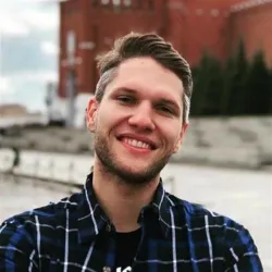 Фотография репетитора Любавин Юрий Олегович