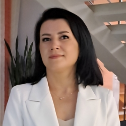 Фотография репетитора Хайруллова Эльвира Жавдятовна