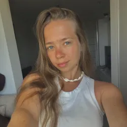 Фотография репетитора Денисова Валерия Романовна