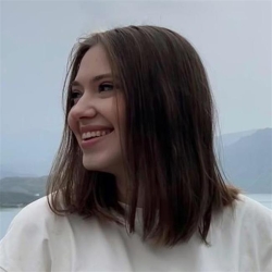 Фотография репетитора Антонова Екатерина Сергеевна