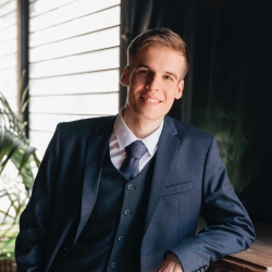 Фотография репетитора Михайлов Тимофей Сергеевич