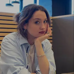 Фотография репетитора Макарова Алина Николаевна