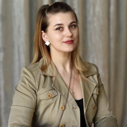 Фотография репетитора Дружилина Юлия Михайловна