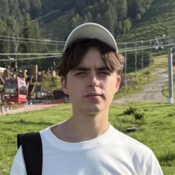 Фотография репетитора Гадеев Данис Ильфатович