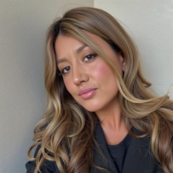 Фотография репетитора Исламова Лиана Василевна