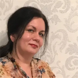 Фотография репетитора Латышева Юлия Ивановна