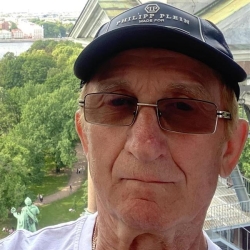 Фотография репетитора Леванов Владимир Алексеевич