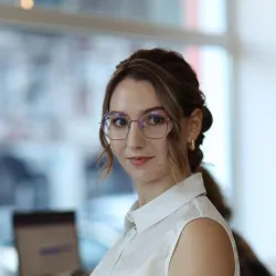 Фотография репетитора Кузьминых Ангелина Владимировна