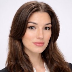 Фотография репетитора Шплецер Кристина Олеговна