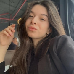 Фотография репетитора Дегтярева Анастасия Николаевна