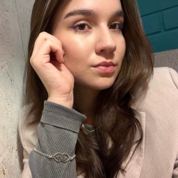 Фотография репетитора Батырбиева Данизет Казбековна