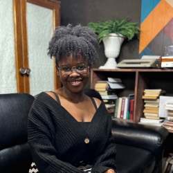 Фотография репетитора Матеве Ропафадзо Николь 