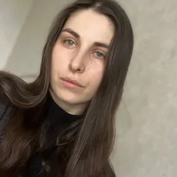 Фотография репетитора Алимурадова Анжела Айдемировна