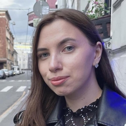 Фотография репетитора Петрова Анастасия Александровна