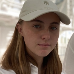 Фотография репетитора Гудкова Алина Андреевна