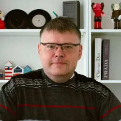 Фотография репетитора Садовников Вячеслав Николаевич