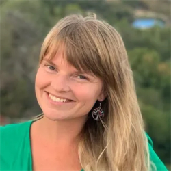 Фотография репетитора Тимофеева Юлия Владимировна