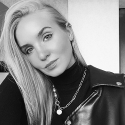 Фотография репетитора Левина Мария Романовна