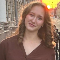 Фотография репетитора Манькова Кристина Сергеевна