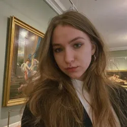 Фотография репетитора Алексеева Арина Денисовна