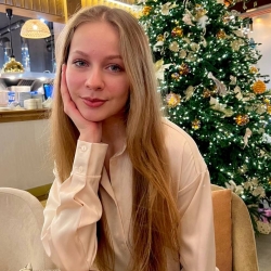 Фотография репетитора Уразметова Эльза Азатовна