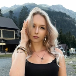 Фотография репетитора Аникина Виктория Владиславовна