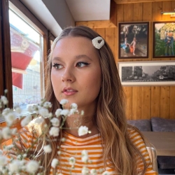 Фотография репетитора Ковалева Анастасия Романовна