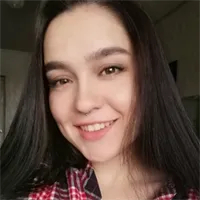 Фотография репетитора Хлебникова Карина Юрьевна