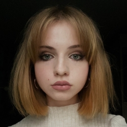 Фотография репетитора Мызенкова Анна Владимировна