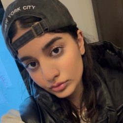 Фотография репетитора Карапетян Анаит Арсеновна