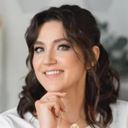 Фотография репетитора Лошакова Юлия Викторовна