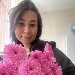 Фотография репетитора Хусаинова Хушноза Баходировна