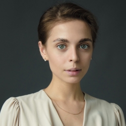 Фотография репетитора Усова Анна Дмитриевна