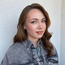 Фотография репетитора Таликова Алина Сергеевна