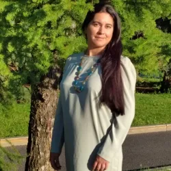 Фотография репетитора Карвахаль- Майта Лаура Хуан Франсиско