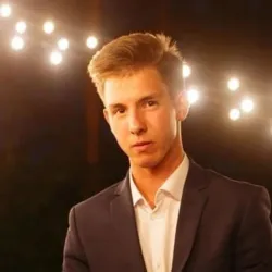 Фотография репетитора Осипов Артем Сергеевич