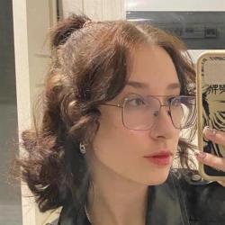 Фотография репетитора Калиниченко Софья Сергеевна