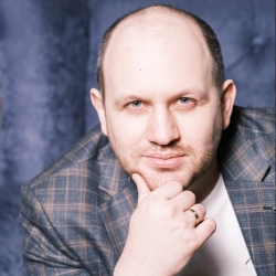 Фотография репетитора Вахрушев Антон Александрович