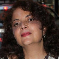 Фотография репетитора Арутюнян Элла Георгиевна