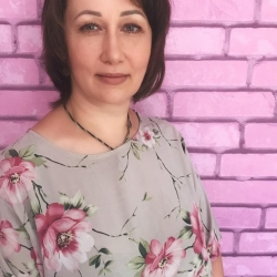 Фотография репетитора Сухомлинова Елена Владимировна