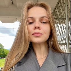 Фотография репетитора Волчкова Яна Васильевна