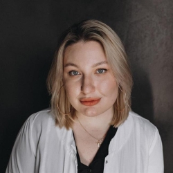 Фотография репетитора Башинская Полина Дмитриевна