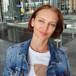 Фотография репетитора Лазарева Елена Евгеньевна